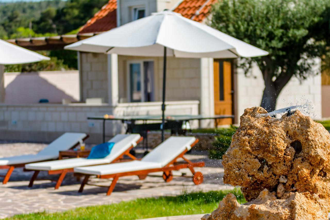 Villa Mis Supetar Exterior photo